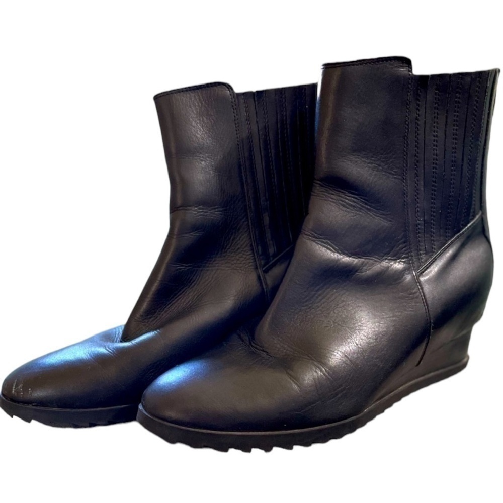 Calvin Klein Judith wedge ankle boots, 100% leather. Super comfortable and cute.